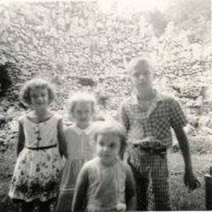 Meet your Posher, Lynn